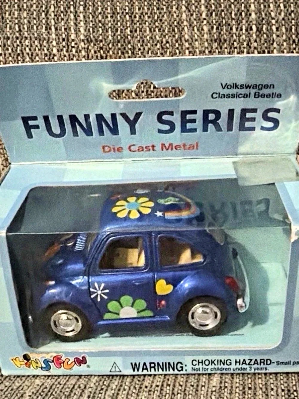 Kinsfun 1967 Volkswagen Classic Beetle Blue/Flowers - Pullback Diecast Car- NEW